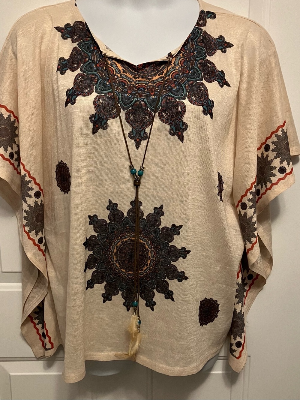 NEW White Mark Sz XL Beige Tunic with Brown Teal Medallion Aztec Tribal Print